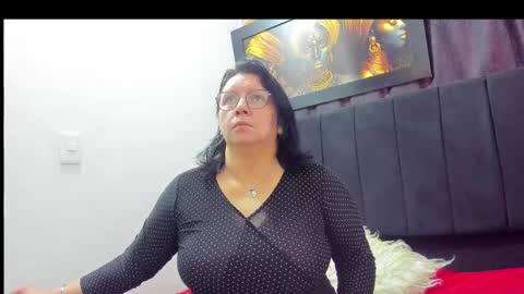 Snapshot of evaaross chatting on 30, 9, 2025 Eva online show from 30, 9, 2025