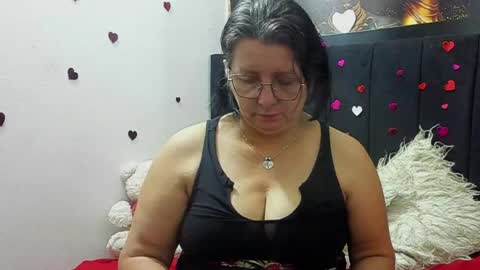 Snapshot of evaaross chatting on 28, 5, 2026 Eva online show from 28, 5, 2026