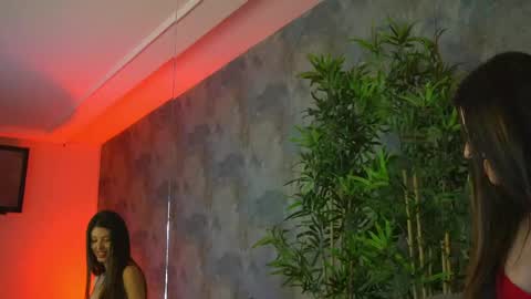 EvaBerry online show from 15, 4, 2026