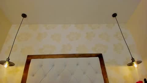 E V A  online show from 23, 1, 2025