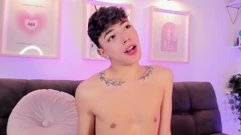 Evan voss  help me get 200 likesindependent model online show from 16, 9, 2025