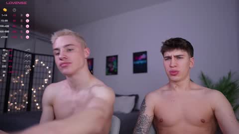 evan_white_ online show from 16, 1, 2025