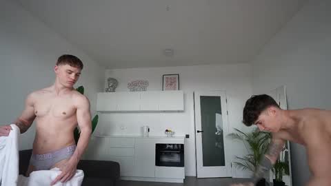 Snapshot of evan_white_ chatting on 31, 5, 2026 evan_white_ online show from 31, 5, 2026