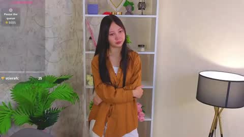 Hello im Lia online show from 29, 7, 2026