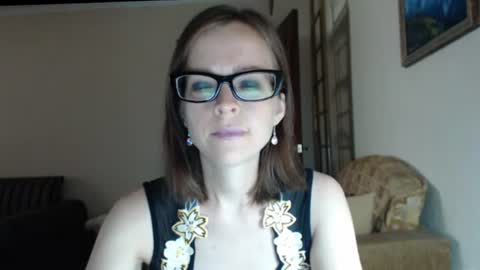 Snapshot of evangeline06 chatting on 24, 6, 2026 YourMistress online show from 24, 6, 2026