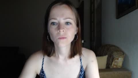 Snapshot of evangeline06 chatting on 20, 7, 2026 YourMistress online show from 20, 7, 2026