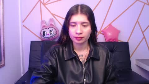 Snapshot of evangeline__rouse chatting on 14, 4, 2026 EVANGELINE online show from 14, 4, 2026