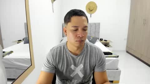 Snapshot of evans_king chatting on 19, 4, 2026 Evan online show from 19, 4, 2026