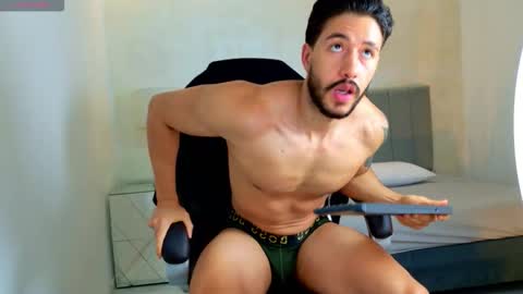 E V A N S online show from 8, 3, 2026