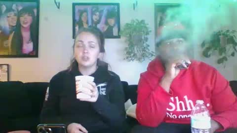 Snapshot of evanschris2048 chatting on 31, 10, 2025 evanschris2048 online show from 31, 10, 2025