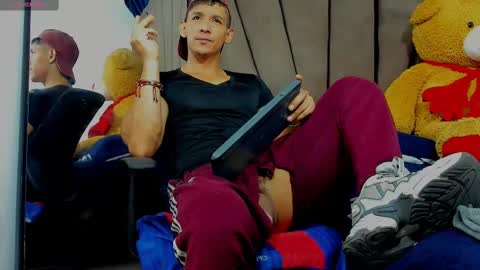   online show from 7, 3, 2025