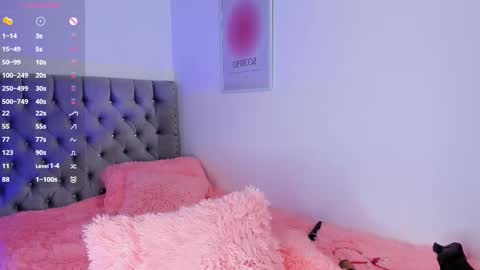 Snapshot of evaolimpo chatting on 4, 10, 2025 Eva Olimpo online show from 4, 10, 2025