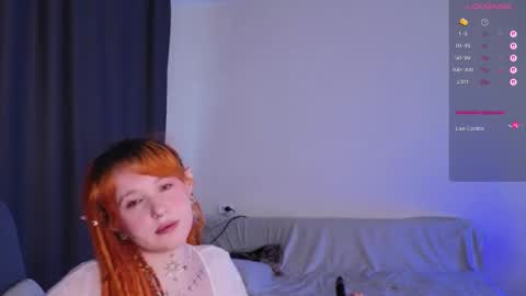 Snapshot of evaredmooon chatting on 30, 10, 2025 Moon online show from 30, 10, 2025