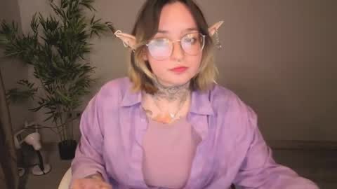 Snapshot of evathewitcher chatting on 30, 5, 2026 EvaTheWitcher online show from 30, 5, 2026