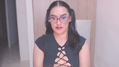 Snapshot of eve_rox18 chatting on 23, 7, 2026 Eve Rox18 online show from 23, 7, 2026
