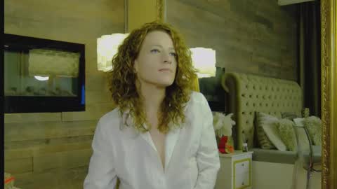 EveHamilton online show from 6, 12, 2024