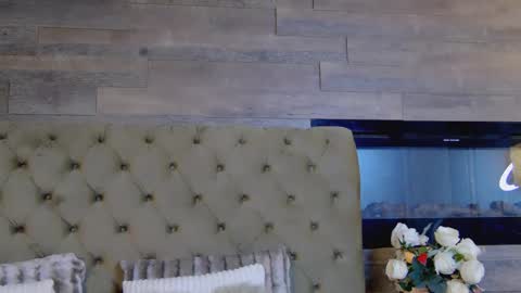 EveHamilton online show from 26, 2, 2025