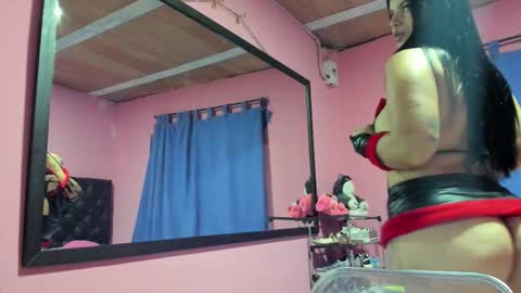 Snapshot of evelin26_ chatting on 27, 3, 2026 evelin26 online show from 27, 3, 2026