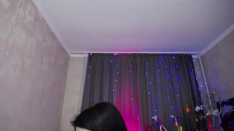 Evelin online show from 9, 4, 2026