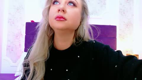 EvelinHill online show from 28, 2, 2026