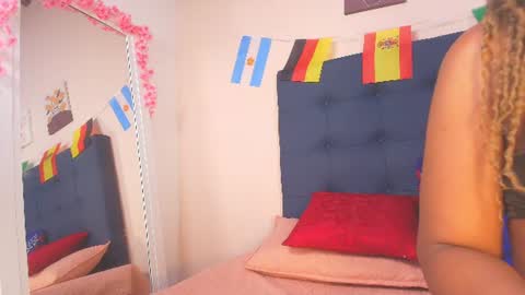 Snapshot of evelonga_707 chatting on 11, 7, 2026 DAYANITA online show from 11, 7, 2026