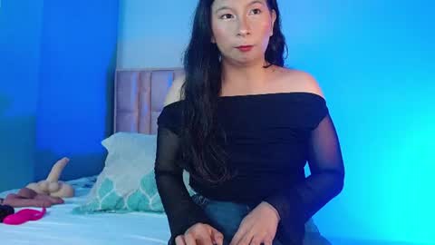 Snapshot of evelyn_flores1 chatting on 22, 6, 2026 online show from 22, 6, 2026