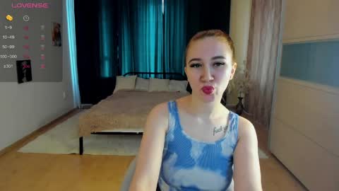 Snapshot of evelyn_smiths chatting on 15, 4, 2026 Evelyn Smiths online show from 15, 4, 2026
