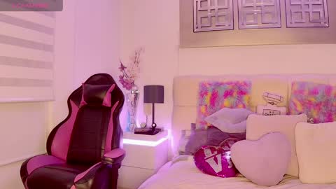 EvelynaGrey online show from 19, 3, 2026