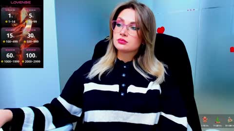 Snapshot of evelyne_rose chatting on 15, 1, 2025 evelyne_rose online show from 15, 1, 2025