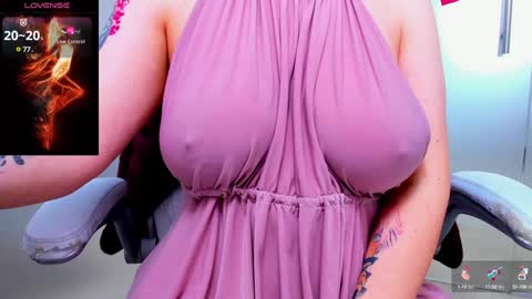 Snapshot of evelyne_rose chatting on 23, 1, 2025 evelyne_rose online show from 23, 1, 2025