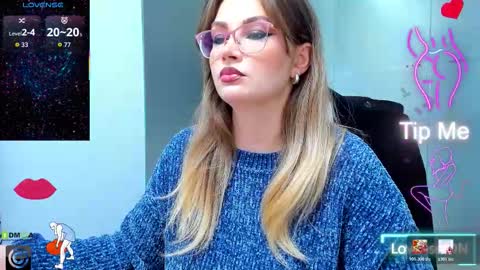 Snapshot of evelyne_rose chatting on 21, 12, 2025 evelyne_rose online show from 21, 12, 2025