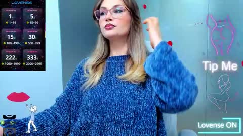 Snapshot of evelyne_rose chatting on 7, 1, 2026 evelyne_rose online show from 7, 1, 2026
