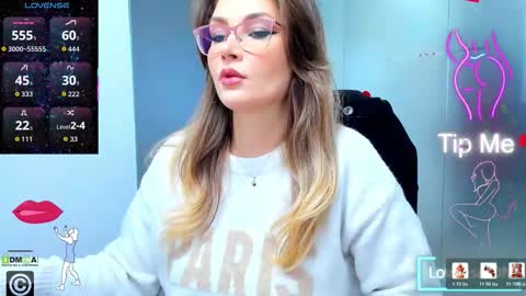 Snapshot of evelyne_rose chatting on 13, 1, 2026 evelyne_rose online show from 13, 1, 2026