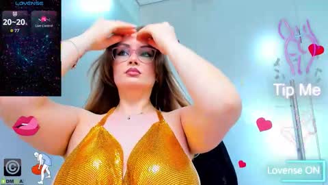 Snapshot of evelyne_rose chatting on 27, 2, 2026 evelyne_rose online show from 27, 2, 2026