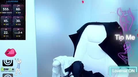 Snapshot of evelyne_rose chatting on 24, 3, 2026 evelyne_rose online show from 24, 3, 2026