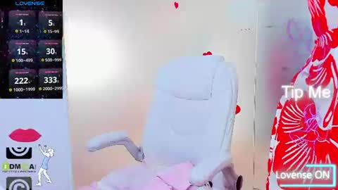 Snapshot of evelyne_rose chatting on 23, 6, 2026 evelyne_rose online show from 23, 6, 2026