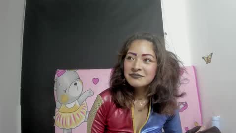 Snapshot of evelynesex chatting on 3, 2, 2026 Evelyne online show from 3, 2, 2026