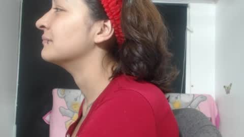 Evelyne online show from 11, 4, 2026