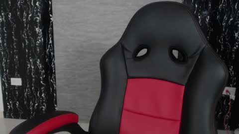 evelin 3 online show from 1, 3, 2025