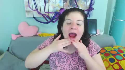 Everly online show from 20, 12, 2024