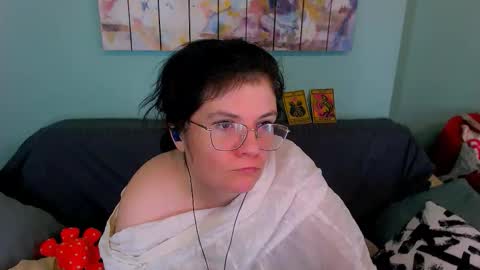 Everly online show from 25, 3, 2026