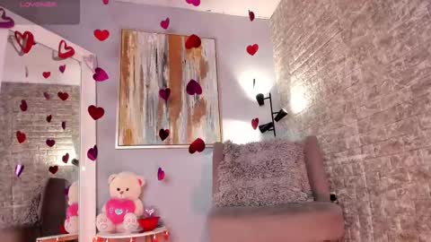 Snapshot of everyh chatting on 15, 2, 2025 Sophia online show from 15, 2, 2025