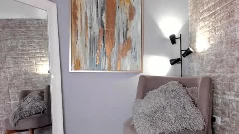 Snapshot of everyh chatting on 8, 3, 2025 Sophia online show from 8, 3, 2025