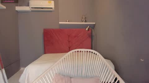 Snapshot of everyh chatting on 13, 9, 2025 Sophia online show from 13, 9, 2025