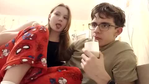 Evgeniy and Anna online show from 4, 2, 2026