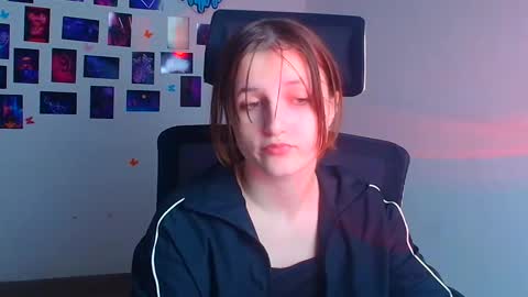 Evie online show from 23, 11, 2025