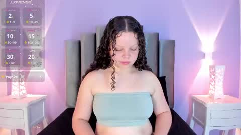 Snapshot of evierouse_ chatting on 15, 6, 2026 evierouse_ online show from 15, 6, 2026