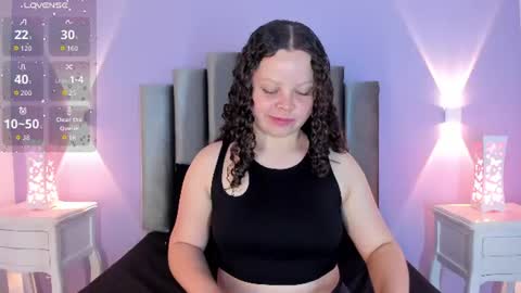 Snapshot of evierouse_ chatting on 17, 6, 2026 evierouse_ online show from 17, 6, 2026