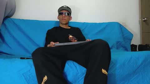 evil_boss1 online show from 2, 6, 2026