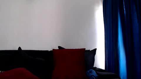 evilheart_69 online show from 18, 11, 2025